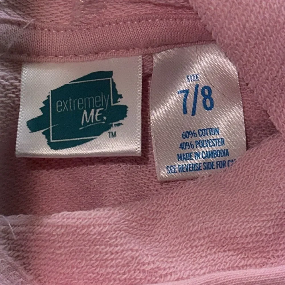 Extremely Me details extremely